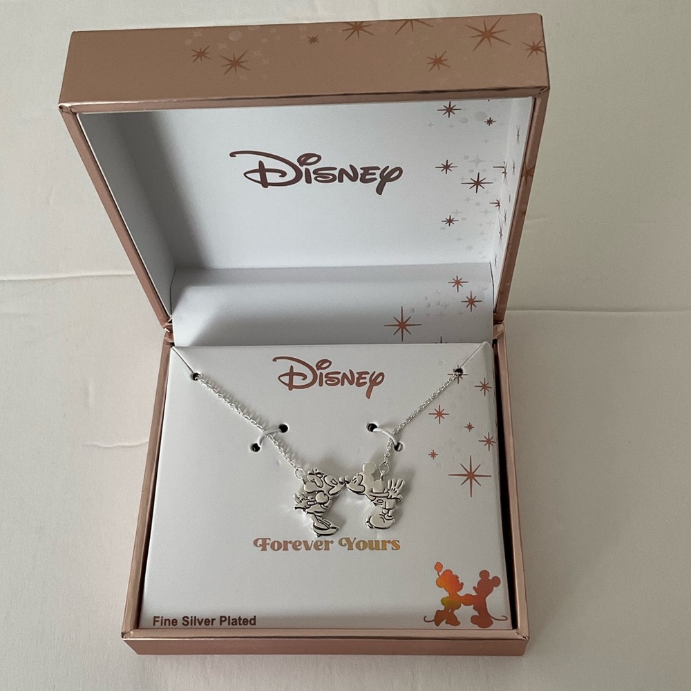 Disney Classics Jewelry | Mickey & Minnie Kissing Silver Plated Pendant Necklace - Picture 4 of 10